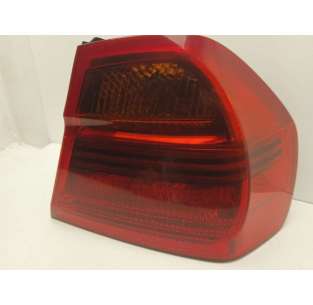 PILOTO TRASERO DERECHO BMW...