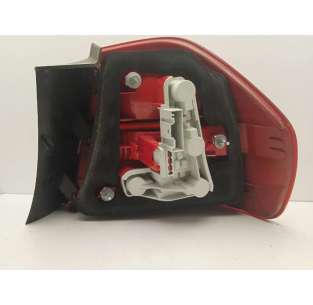 PILOTO TRASERO IZQUIERDO... 2