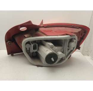 PILOTO TRASERO IZQUIERDO... 2