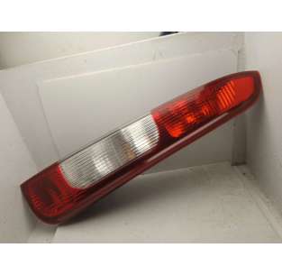PILOTO TRASERO DERECHO FORD...