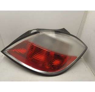 PILOTO TRASERO DERECHO OPEL...