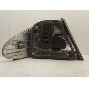 PILOTO TRASERO DERECHO... 2