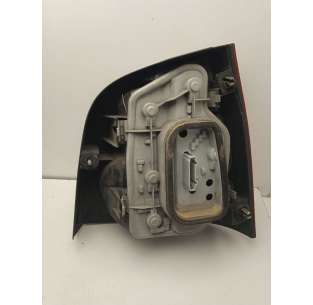 PILOTO TRASERO IZQUIERDO... 2