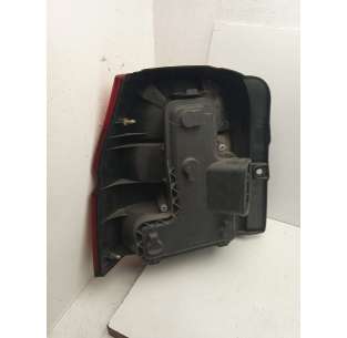 PILOTO TRASERO DERECHO... 2