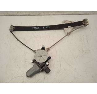 ELEVALUNAS TRASERO DERECHO...