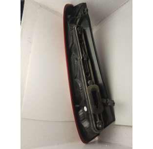 PILOTO TRASERO DERECHO FORD... 2