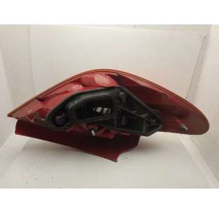 PILOTO TRASERO DERECHO... 2