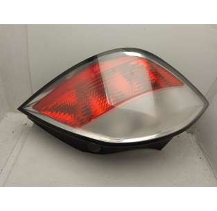 PILOTO TRASERO IZQUIERDO...