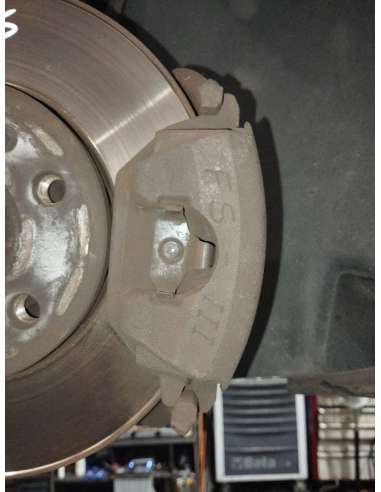 PINZA DE FRENO DELANTERA DERECHA...