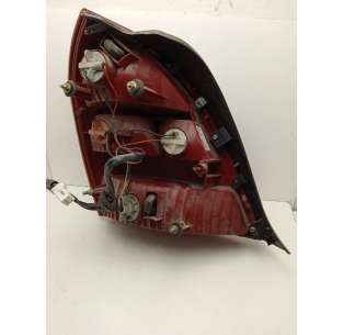 PILOTO TRASERO DERECHO... 2