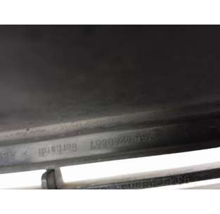 REJILLA DELANTERA SAAB 900... 2