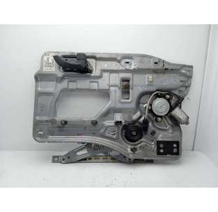 ELEVALUNAS TRASERO DERECHO...