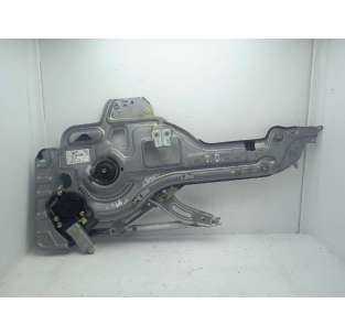 ELEVALUNAS TRASERO DERECHO...