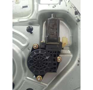 ELEVALUNAS DELANTERO... 2