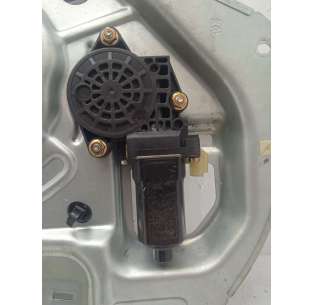 ELEVALUNAS DELANTERO... 2