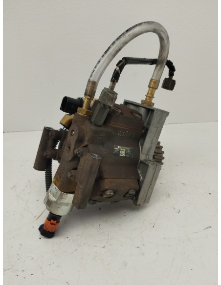 Recambio de bomba inyeccion para land rover range rover sport v6 td s referencia OEM IAM 4S7Q9B395AJ  