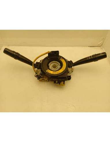 MANDO LUCES TOYOTA AVENSIS BERLINA...