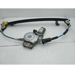 ELEVALUNAS DELANTERO...