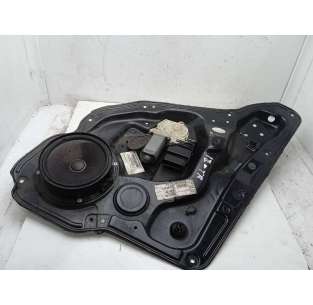 ELEVALUNAS TRASERO...