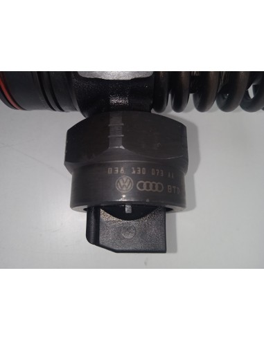Recambio de inyector para volkswagen passat berlina (3b3) trendline referencia OEM IAM 038130073AA  