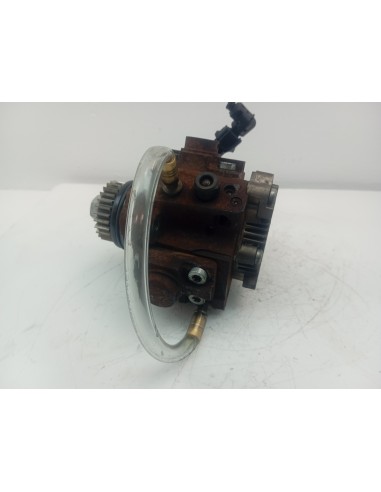 Recambio de bomba inyeccion para renault laguna iii initiale referencia OEM IAM 8200690744  