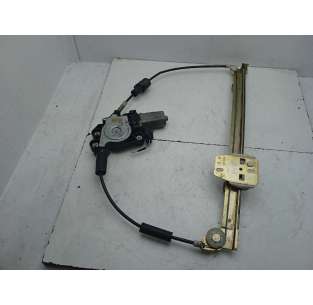 ELEVALUNAS DELANTERO...