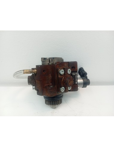 Recambio de bomba inyeccion para renault laguna iii initiale referencia OEM IAM 8200690744  