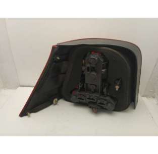 PILOTO TRASERO DERECHO... 2