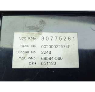 PANTALLA MULTIFUNCION VOLVO... 2