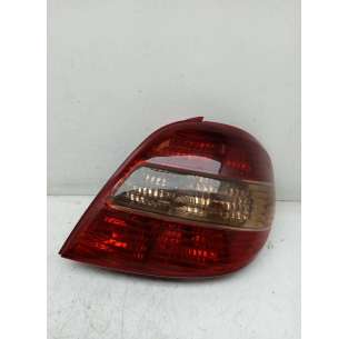 PILOTO TRASERO DERECHO...