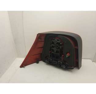 PILOTO TRASERO DERECHO... 2