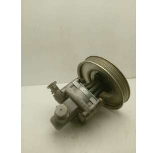 BOMBA DIRECCION AUDI A8...