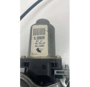 ELEVALUNAS DELANTERO...