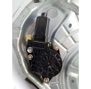 ELEVALUNAS DELANTERO... 2