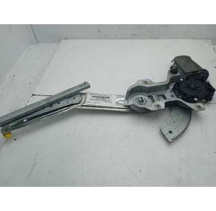 ELEVALUNAS DELANTERO...