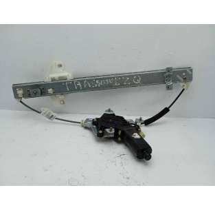 ELEVALUNAS TRASERO...