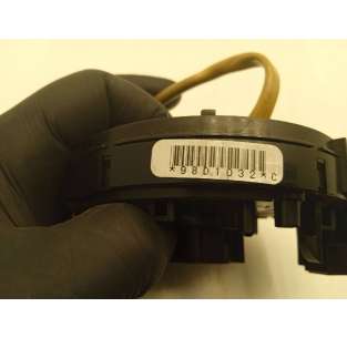 MANDO LUCES TOYOTA YARIS... 2