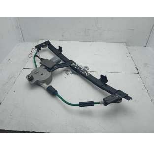 ELEVALUNAS DELANTERO...