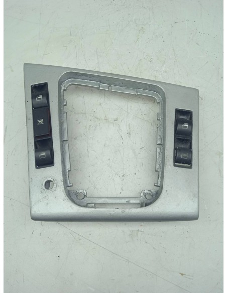 Recambio de mando elevalunas para bmw serie 3 berlina (e46) 2.0 16v diesel cat referencia OEM IAM 61318381514  