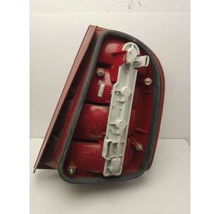 PILOTO TRASERO IZQUIERDO... 2