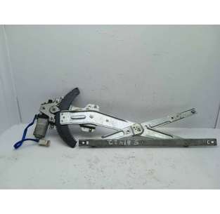 ELEVALUNAS DELANTERO...