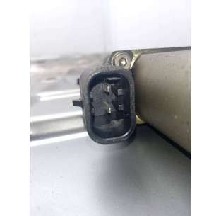 ELEVALUNAS DELANTERO... 2