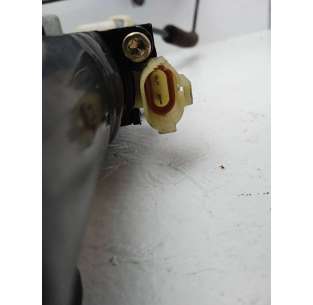 ELEVALUNAS DELANTERO... 2