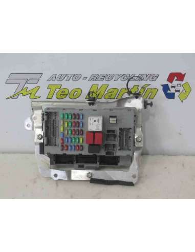 CAJA RELES / FUSIBLES - 599570 /...