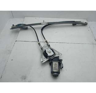 ELEVALUNAS DELANTERO...