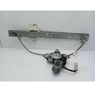 ELEVALUNAS TRASERO...