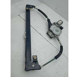 ELEVALUNAS DELANTERO...