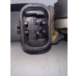 ELEVALUNAS DELANTERO... 2