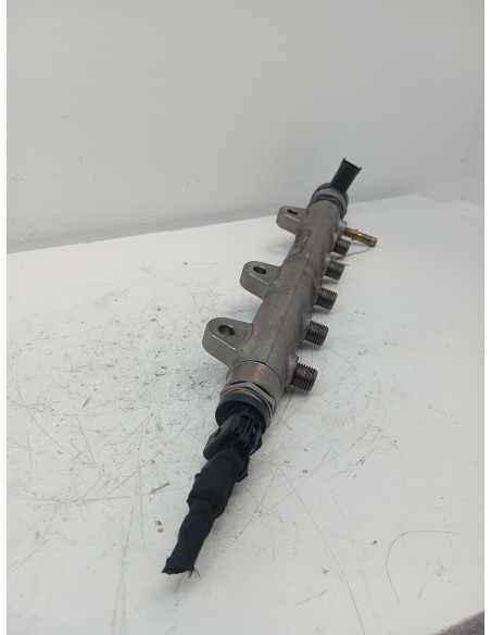 Recambio de rampa inyectora para renault laguna iii initiale referencia OEM IAM H8200610223  