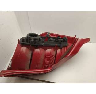 PILOTO TRASERO DERECHO... 2